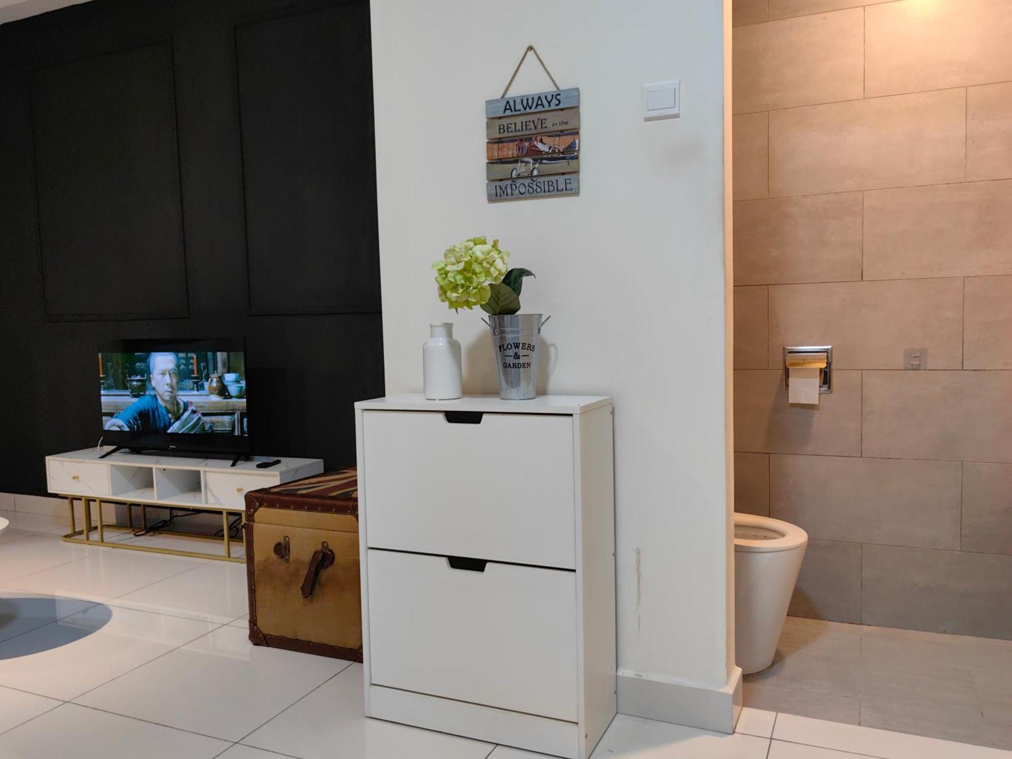 Apartment Arte Mont Kiara Mitec Publika Matrade 1r2b 4 Pax