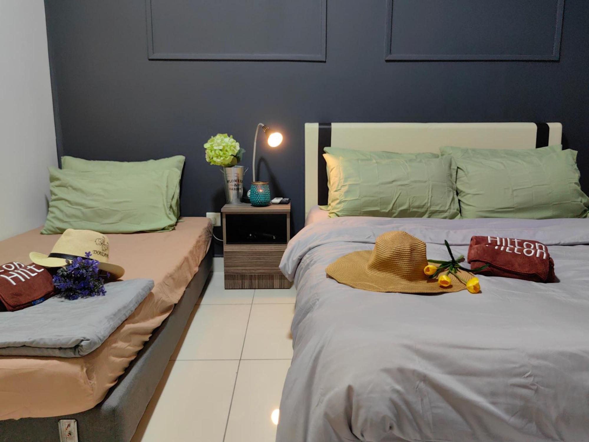 Arte Mont Kiara Mitec Publika Matrade 1r2b 4 Pax Apartment *